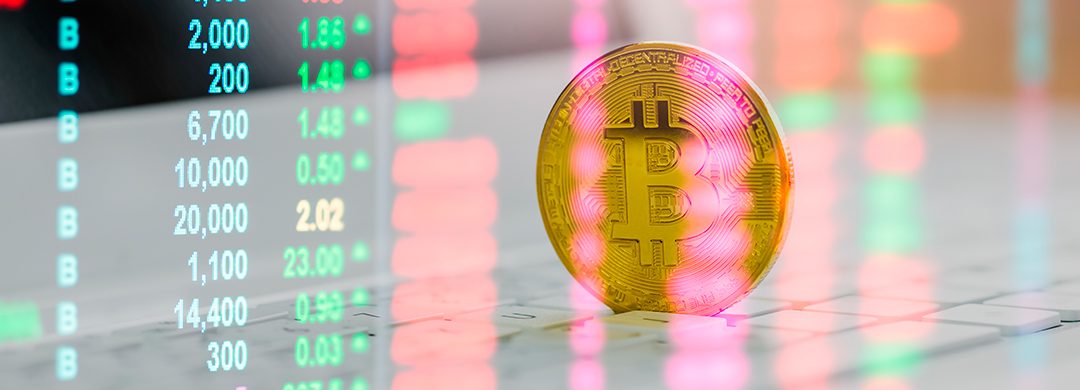 Bitcoin acumula alta de 31% e supera crise de 2020